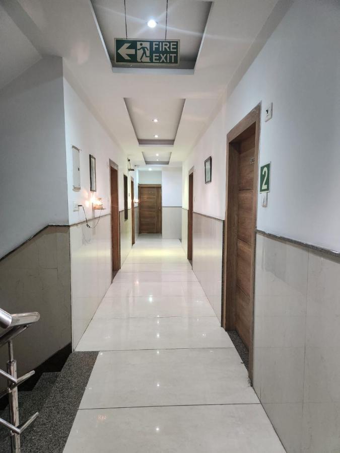 Hotel Ambe Inn By Ambience Delhi Igi Airport New Delhi Exterior photo